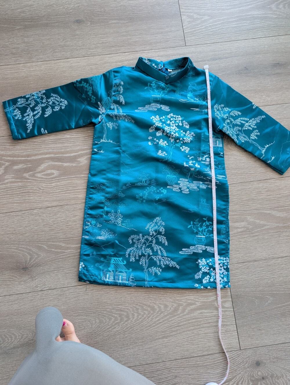 Ao Dai top features a traditional Turquoise Vietnamese pagoda Boys 4